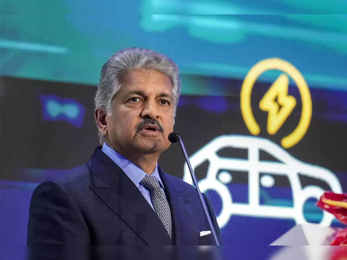 “Technology enables ingenuity,” according to Anand Mahindra, who provides a job to the girl who used Alexa to save her baby niece from a monkey.-thumnail