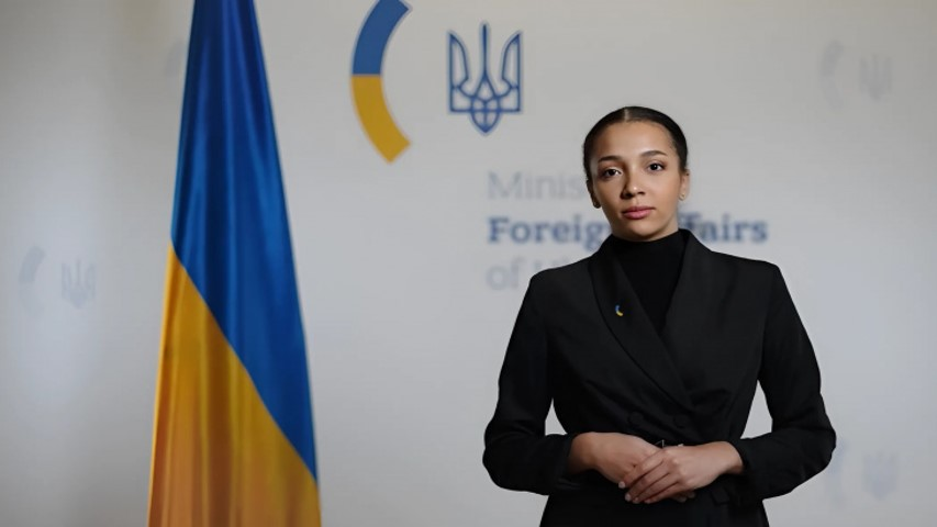 Victoria Shi: The AI Spokeswoman Redefining Diplomacy for Ukraine-thumnail
