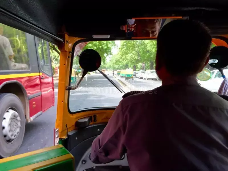 An emotional exchange between a Bengaluru resident and an auto driver during competitive examinations goes viral.-thumnail