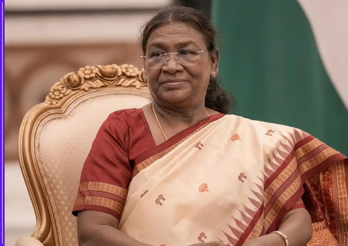 President Murmu Visits AIIMS, Meets Family of Student Who Set Herself Ablaze Over Harassment Complaint-thumnail